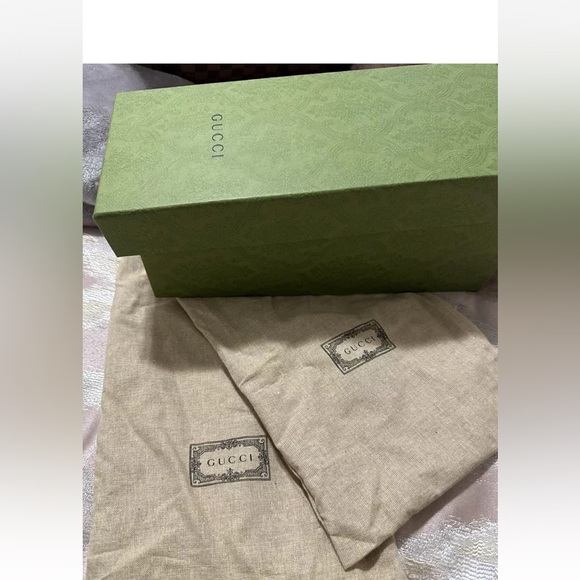 Gucci Rubber GG Logo Pursuit Slides Sandals Size 10 with box and dust bag! - Picture 2 of 10